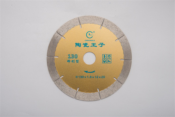 瓷磚外墻脫落？這些瓷磚切割片加工過(guò)的瓷磚還可以貼多久？