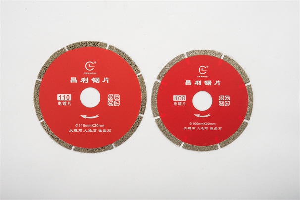 金剛石鋸片加工的燒結(jié)磚使用后表面出現(xiàn)泛霜的原因是什么？